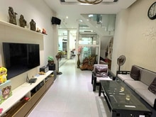 Hình ảnh Bán nhà MTKD Lạc Long Quân- P10- Tân Bình.dt 4x22. Đúc 5 Lầu THANG MÁY
