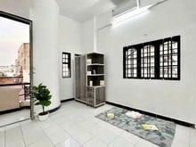 Hình ảnh Ban công máy lạnh, tủ đồ lớn, kệ bếp, wc riêng gần bệnh viện Bình Tân