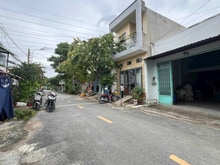 Hình ảnh Nhà MT ĐT 2-3 Hóc Môn Giá rẻ hơn nhà trong hẻm