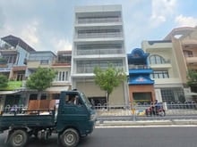 Hình ảnh CHo thuê tòa nhà VP MT Nguyễn Sơn- Tân Phú.DT 10x20- Đúc 6 Tấm MỚI