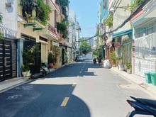 Hình ảnh HXH  Thoại Ngọc Hầu .Q Tân Phú. DT: 4,1x17(70m2). 3 Tầng. Giá: 8 Tỷ TL