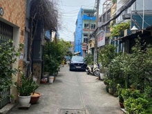 Hình ảnh Bán nhà hẻm với bề ngang khủng tại đường Tô Hiến Thành Quận 10 Tp.HCM