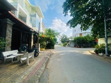 Hình ảnh Bán Nhà Đẹp Ngang Lớn 9 mét dài 16, Nhà 3 Tầng Chỉ 26 tỷ