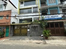 Hình ảnh Bán nhà Siêu Hiếm 2MT Trần não 8 x26m đang cho nhà hàng thuê giá 220tr