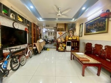 Hình ảnh Siêu phẩm 4 tầng, cạnh nhà ga t3, chỉ nhỉnh 12 tỷ, nhà đẹp - giá tốt,