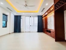 Hình ảnh Bán nhà phố Cát Linh, oto, kinh doanh tốt, 5T mới giá 14,6 tỷ