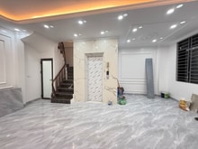 Hình ảnh Bán nhà phố Ngọc Hồi, 42m, 5 tầng, thang máy, ô tô cách 15m, 9.2 tỷ