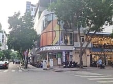 Hình ảnh Cafe căn góc 2MT Nguyễn Thái Bình, Q1. Dt: 5x20M, Kc: trệt 3 lầu.