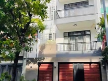 Hình ảnh Cho thuê nhà đẹp ngay sân bay - đường Phan Thúc Duyện, Tân Bình