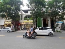 Hình ảnh QUÁN CAFE MT Lê Thị Hồng Gấm, Q1. Dt: 6,5x16M, Kc: trệt 2 lầu. Gía: 90