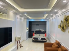 Hình ảnh Yên Lạc- 5 tầng thang máy- vf3 vào nhà- ngõ thông