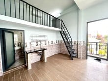 Hình ảnh Phòng Trọ Mới Xây Có Gác Cao - Ban Công - Cửa Sổ ngay Chợ Căn Cứ