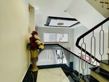 Hình ảnh Cần bán gấp căn nhà siêu đẹp 5 tâng, thiết kế hiện đại, ngay sát quận
