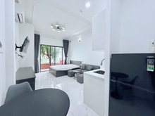 Hình ảnh Khai trương căn Studio ban công, máy giặt riêng ngay trung tâm Quận 4