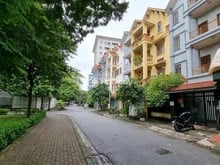 Hình ảnh Biệt thự Linh Đàm 280m2, mặt tiền 13m, giá 68 tỷ