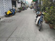 Hình ảnh Bán gấp nhà mặt tiền chợ - đường thông 2 mặt trước sau- doanh thu ròng