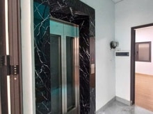 Hình ảnh Bán nhà phố Hoàng Sâm, DT 82m2, 6T thang máy, ngõ oto 21 tỷ