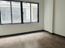 Hình ảnh Hàng hiếm - nhà dân xây - Mặt ngõ thoáng