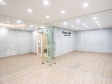 Hình ảnh Cho Thuê Văn Phòng 63 Phố Châu Long, Ba Đình, S 80m2/Tầng, Mặt tiền 9m