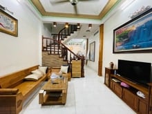 Hình ảnh Cô Liên gửi bán nhà Lê trọng tấn, Định Công Thượng. 40m2, 3 nhà ra phố