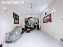 Hình ảnh Bán nhà 2 tầng 80m² hẻm rộng 8m quận 7 – giá 8.9 tỷ – sổ đỏ chính chủ