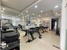 Hình ảnh Cho thuê nhà mặt tiền đường Lê Quang Định con đường tấp nập quận Bình