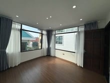 Hình ảnh Nhà phố Đức Giang 48m2- 4 tầng- hơn 10 tỷ, lô góc, dân xây,ô tô tránh