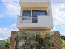Hình ảnh nhà phố 72m2, 3 tầng, hoàn công đủ, đường oto