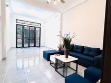 Hình ảnh Bán nhà phố Đức Giang 40m2- 4 tầng- 8.5 tỷ, lô góc, dân xây, ô tô