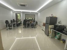 Hình ảnh Cho thuê tòa mặt phố vip xây mới 100% full kính Trung Hoà- Vũ Phạm Hàm