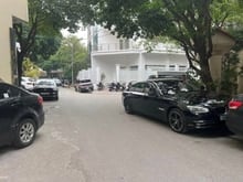 Hình ảnh Cho thuê nhà Trần Quốc Hoàn 120m mt 5m 5 tầng giá 48tr/th