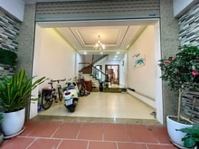 Hình ảnh Nhà phố Ngọc Thụy, 70m2- 5T- hơn 11 tỷ, gara oto, gần cầu Long Biên
