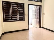 Hình ảnh Bán nhà dân xây phố Thượng Thanh  52m2- giá chỉ 5.9 tỷ, gần ô tô