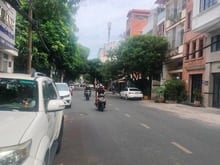 Hình ảnh Bán nhà hxh Nguyễn Hồng Đào,Phường 14, Tân Bình. DT:4x13m. Giá: 13,9tỷ