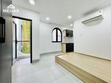 Hình ảnh Mb6623 nạp rút nhanh chóng Studio View Kính _ Cạnh Phạm Văn Đồng