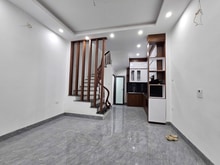 Hình ảnh Bán nhà phố Ngọc Thụy 30m2-5 tầng, nhà mới tinh, gần trường Việt Pháp