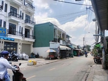 Hình ảnh cần bán gấp nhà mới xây - nằm ngay trung tâm Bình Tân