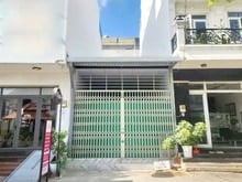 Hình ảnh Hàng hiếm - Bán đất tặng nhà mặt tiền kinh doanh Lê Thị Chợ, Quận 7