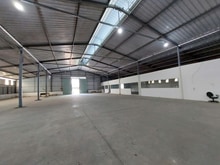 Hình ảnh Cho thuê nhà kho 2 mặt tiền 550m2 tại Hoà Minh, sẵn điện, giá 30 triệu