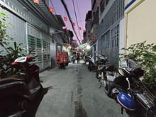 Hình ảnh Ban nhà hẻm 4m đường huỳnh tấn phát, q7 – kinh doanh 9 phòng cho