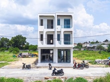 Hình ảnh Nhà 2 lầu bán ngộp full nội thất ngay tt TDM