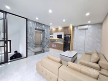Hình ảnh Bán nhà phố Ngọc Lâm 55m2- 6T- 16 tỷ hơn, ô tô, thang máy, nội thất