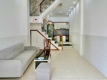 Hình ảnh Bán nhà đẹp 2 lầu 4 phòng ngủ, diện tích 36m2 đường nhựa 6m nhựa