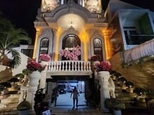 Hình ảnh CHO THUÊ  Tòa Nhà 7 tầng có thang máy gần đường Đồng Khởi, phường Tam