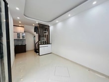 Hình ảnh Bán nhà Hà Đông phố Tô Hiệu 12,3 tỷ, 52m2, MT 4,5m, ô tô đỗ, 2 thoáng.