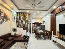 Hình ảnh Bán nhà Hà Đông ngã 5 Lê Lợi, 10,1 tỷ, 50m2 x 4 tầng, MT 5m, lô góc.