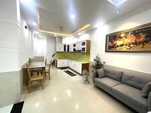 Hình ảnh Bán nhà hẻm đường Cách Mạng Tháng Tám, P.5, Tân Bình. DT: 5,5x8m.