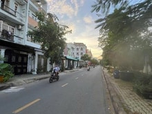Hình ảnh Đất Mặt Tiền D1 HIỆP PHÚ 90 met2 ngang 5m, Đường 10 met. giá 8.6 Tỷ TL