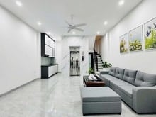 Hình ảnh Hoàng Hoa Thám, DT 55m²*4T, MT 4.8m. Ngõ thoáng , Giá 13,4 Tỷ