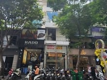Hình ảnh MB SPA - Tiệm nail số 39 Đồng Khởi, Q1. DT: 4x20m, Kc: trệt 5 lầu TM